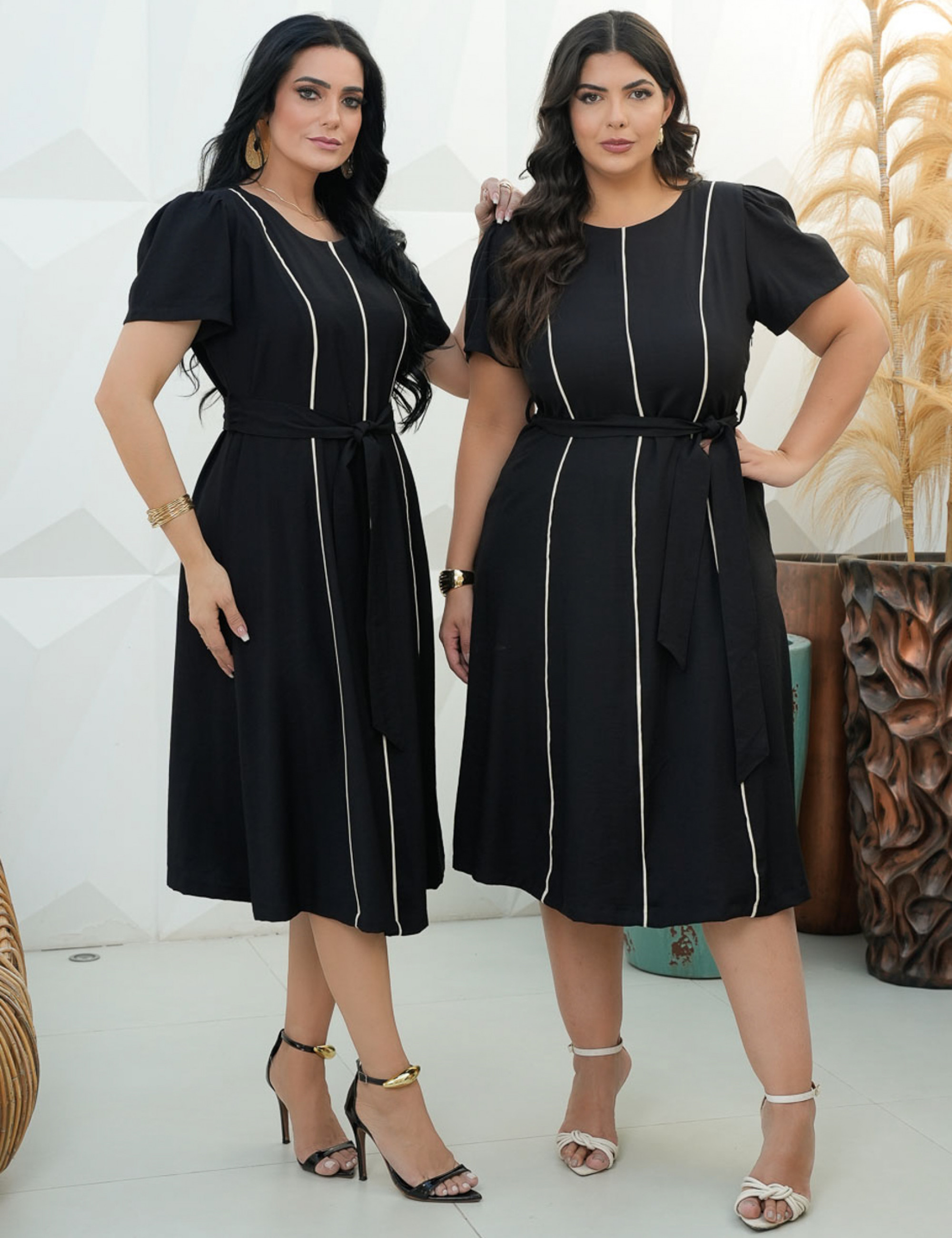 Vestido Midi Alfaiataria Com Vivo Preto