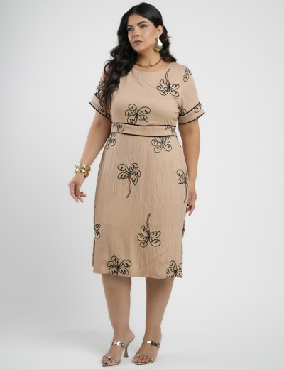 Vestido Midi Crepe Encorpado Bordado Marrom