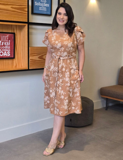 Vestido Curto Alfaiataria Com Textura Bolso Marrom 