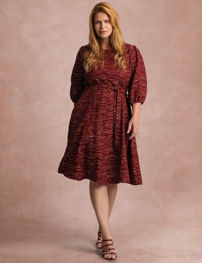 Vestido Curto Bordado Manga 3/4 Vinho