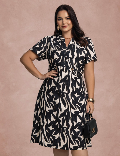 Vestido Midi Estampado Com Botões Na Pala Preto