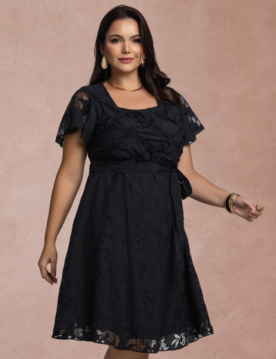 Vestido Midi Com Cinto Preto