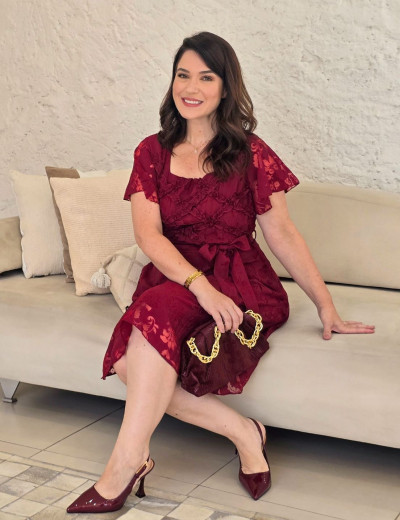 Vestido Midi Com Cinto Vinho 