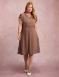Vestido MidI Xadrez Com Ponteiras Marrom