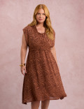 Vestido Midi Jacquard Marrom