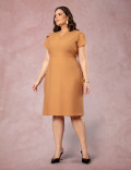 Vestido Midi Detalhe Na Gola Marrom