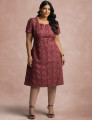 Vestido Midi Com bordado Vinho