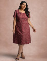 Vestido Midi Com bordado Vinho
