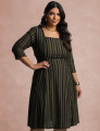 Vestido Midi Estampado Listrado Verde 