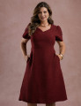 Vestido Midi Decote Princesa Com Botão Vinho