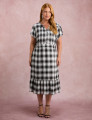 Vestido Midi Xadrez Com Botão Preto