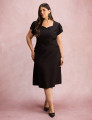 Vestido Midi Com Detalhe Cordinha Preto