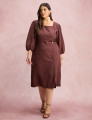 Vestido Midi Botões Metais Na Pala Marrom